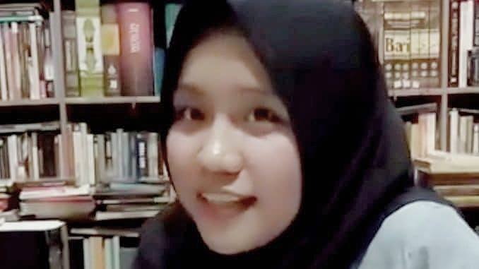 Kartini ‘Dipingit’ Korona