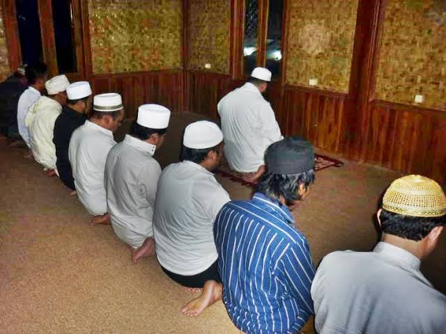 Rapid Test Positif, Warga Jambi Masih Jadi Imam di Masjid Rapid Test Positif, Warga Jambi Masih Jadi Imam di Masjid