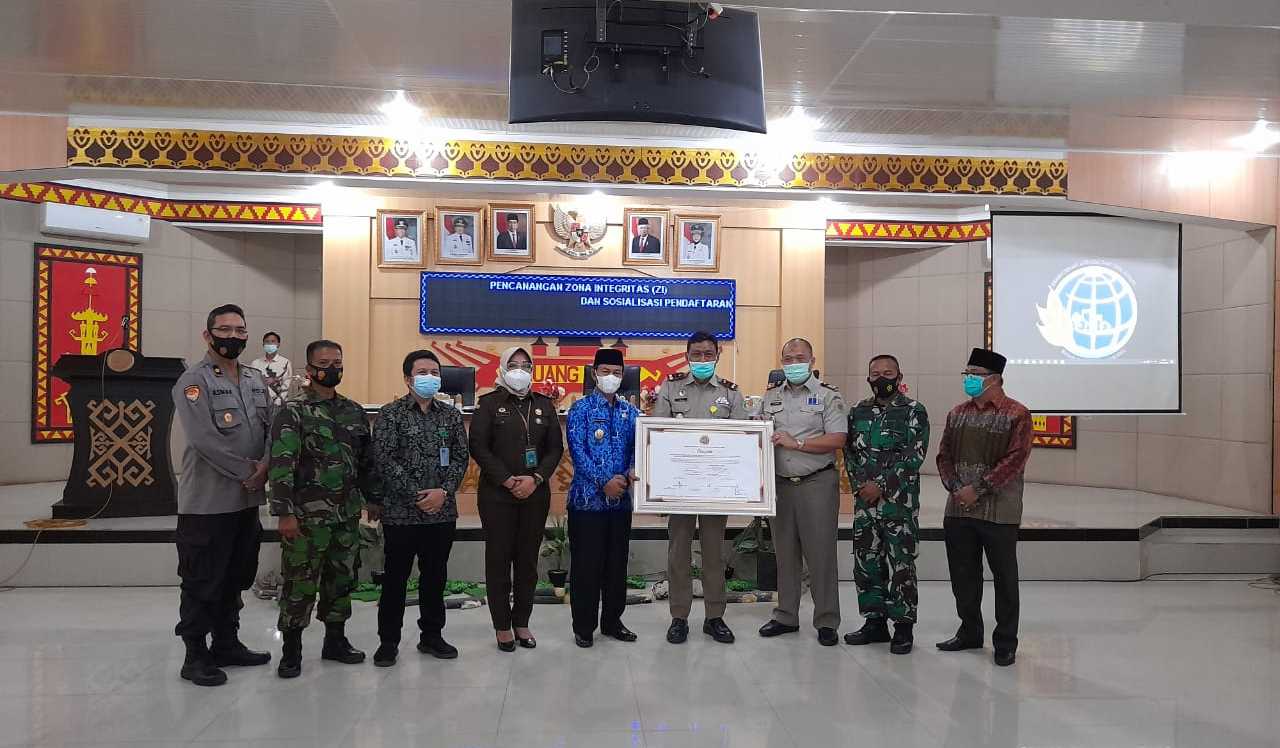 Perihal PTSL, Budi Utomo; Pelaksanaan Program Fokus untuk Kemudahan Masyarakat Perihal PTSL, Budi Utomo; Pelaksanaan Program Fokus untuk Kemudahan Masyarakat