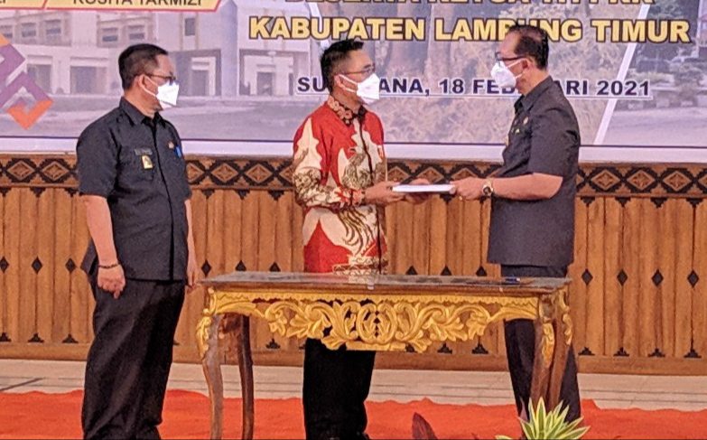 Sertijab dan pelepasan Bupati Lamtim, Zaiful: Saya harap masyarakat dapat bersinergi dukung Bupati terpilih Sertijab dan pelepasan Bupati Lamtim, Zaiful: Saya harap masyarakat dapat bersinergi dukung Bupati terpilih