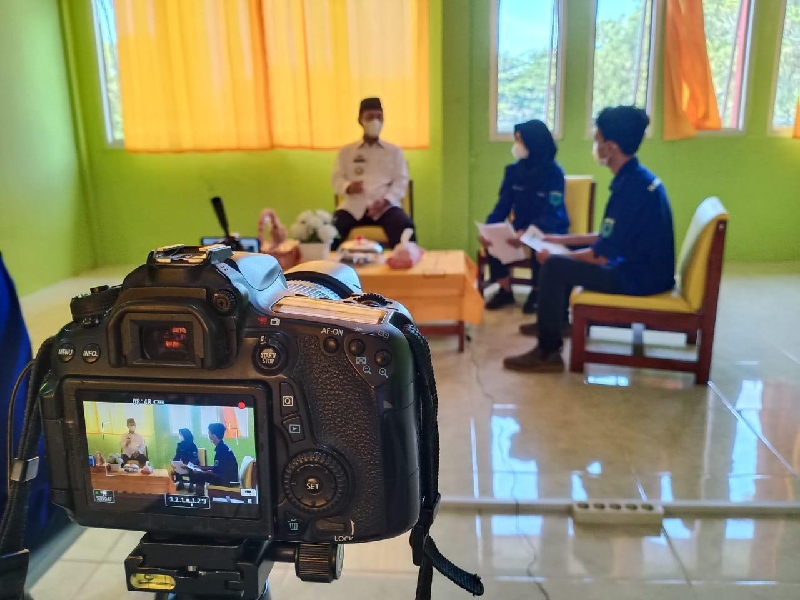 Bupati Lampura ajak generasi muda berkreatifitas di tengah pandemi COVID-19 Bupati Lampura ajak generasi muda berkreatifitas di tengah pandemi COVID-19