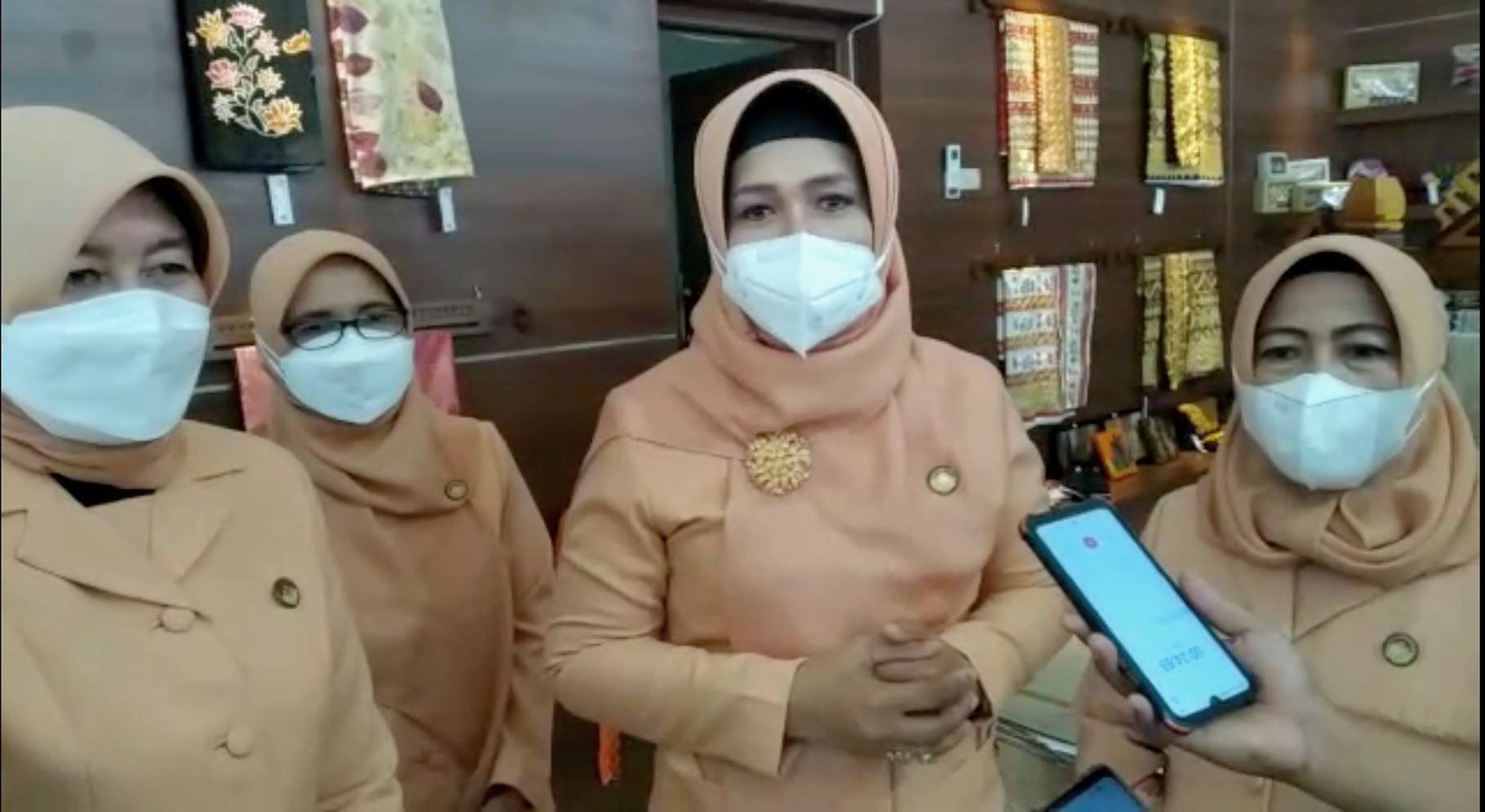 Dharma Wanita Lampung kunjungan ke Sekam, Silfia Naharani Wahdi; terima kasih atas perhatiannya kepada UMKM Metro