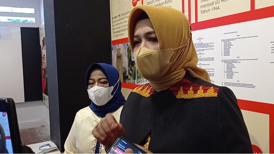 Ikuti giat Photographer Loves Vintage, Silfia Naharani Wahdi: harapannya cagar budaya di Metro lebih dikenal khalayak luas