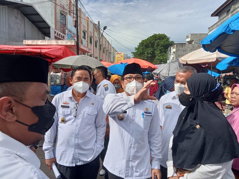 Pemkot Metro tinjau harga bahan pokok
