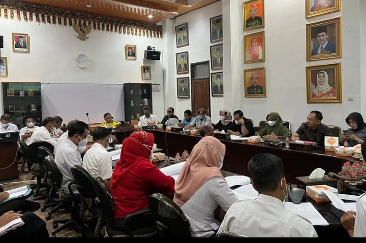 Hearing DPRD Metro soal stimulus PBB-P2 belangsung alot Hearing DPRD Metro soal stimulus PBB-P2 belangsung alot