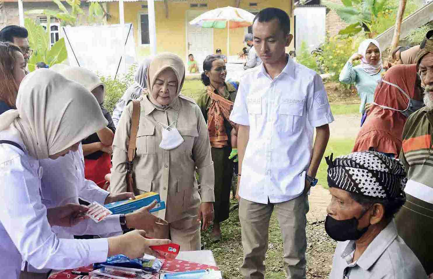 Gerindra Lampung adakan giat pengobatan gratis di Pesawaran