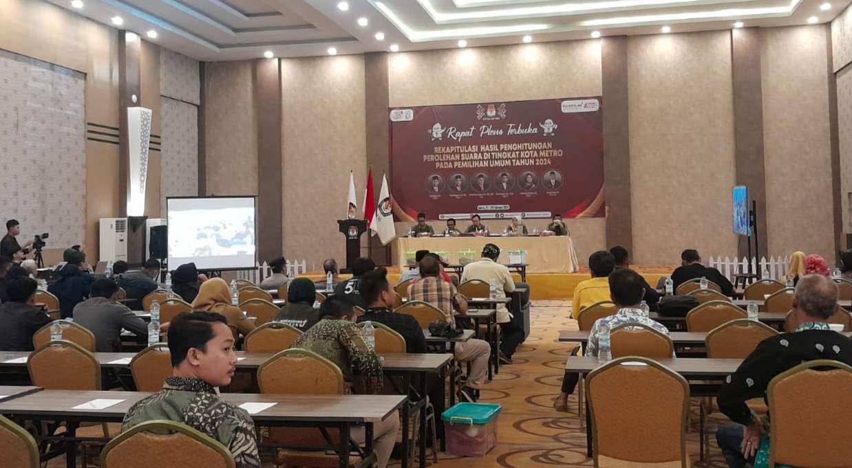 KPU Metro gelar pleno terbuka rekapitulasi penghitungan tingkat kota