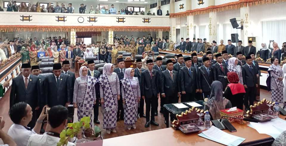 Pelantikan DPRD Kota Metro periode 2024-2029, berikut nama-nama yang dilantik!