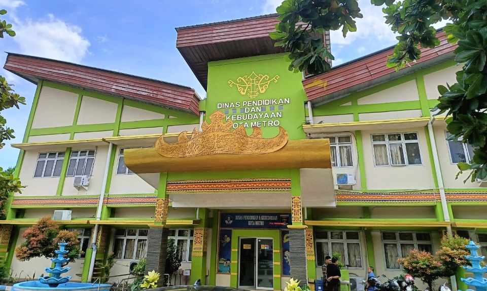 Pejabat Disdikbud Metro gagap jawab soal anggaran pemeliharaan Randis