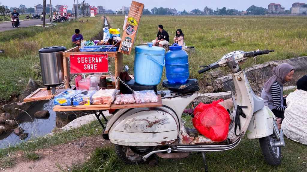 FOMO Gen Z: ladang rezeki segeran sore FOMO Gen Z: ladang rezeki segeran sore