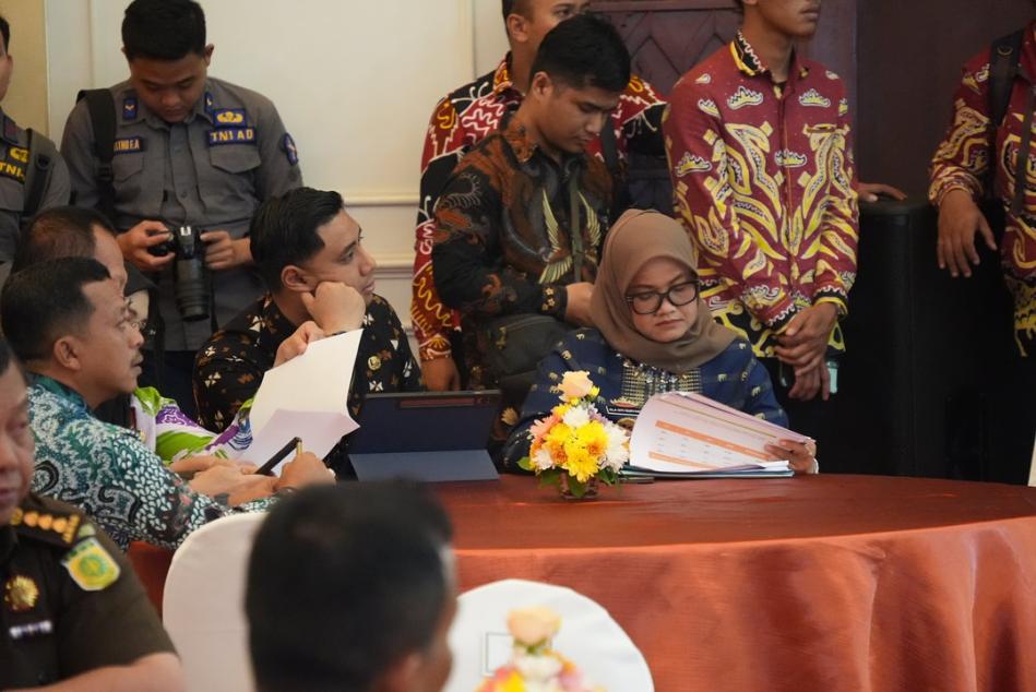 Bupati Lampung Timur hadiri high level meeting, berikut sejumlah pembahasannya Bupati Lampung Timur hadiri high level meeting, berikut sejumlah pembahasannya