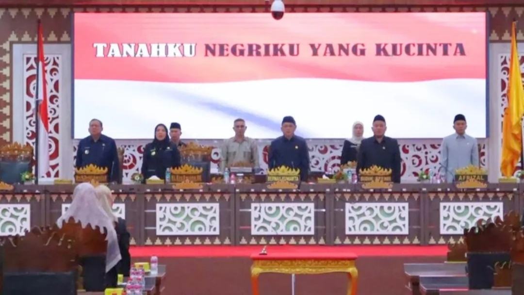 Hadiri Paripurna DPRD, Eva Dwiana tekankan sinergi untuk pembangunan kota
