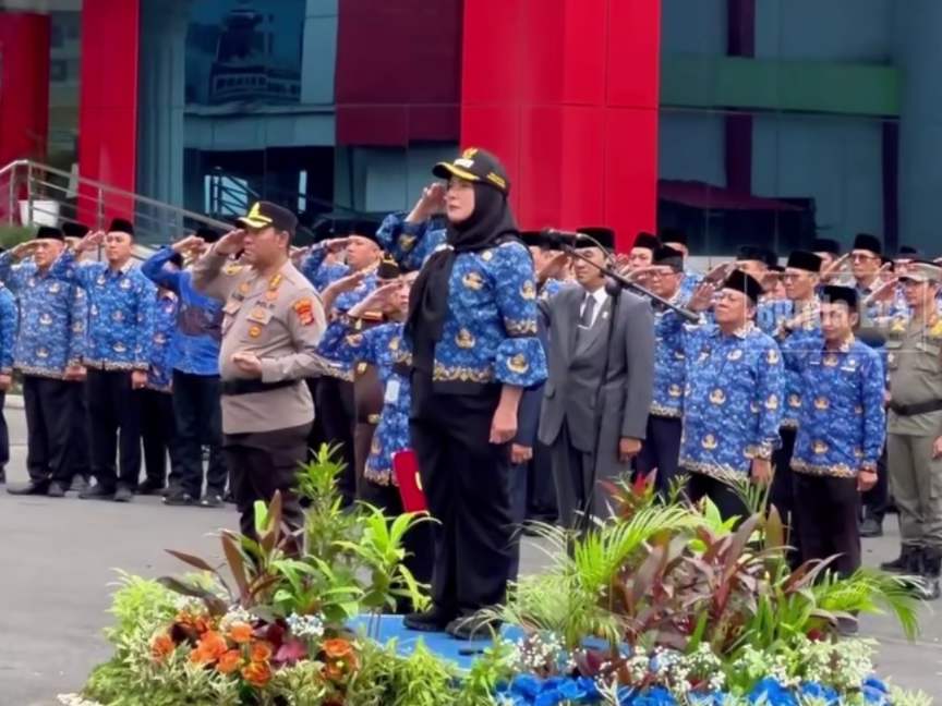 Pemkot Bandar Lampung serahkan Satya Lencana Korpri, jadikan momen sumpah pemuda pengingat semangat juang