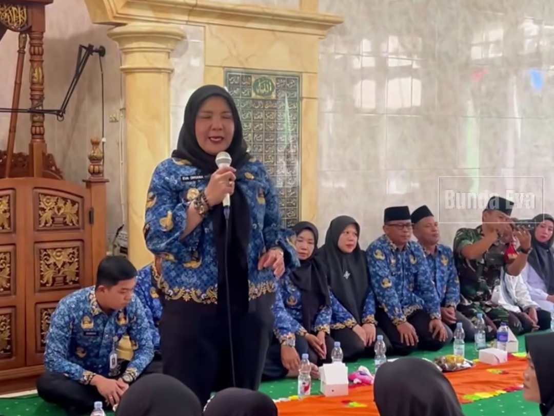 Eva Dwiana kuatkan ukhuwah dan iman, hadiri pengajian rutin majelis taklim