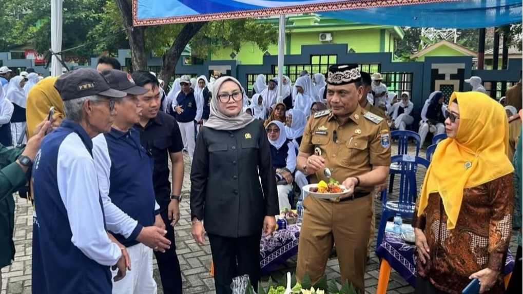 PWRI Metro resmikan warung UMKM Merah Putih, Ria Hartini: ini model pemberdayaan yang patut ditiru PWRI Metro resmikan warung UMKM Merah Putih, Ria Hartini: ini model pemberdayaan yang patut ditiru