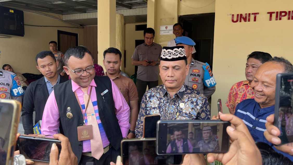 Wali Kota Metro penuhi panggilan Polisi, janji honorer disebut terbentur aturan pusat