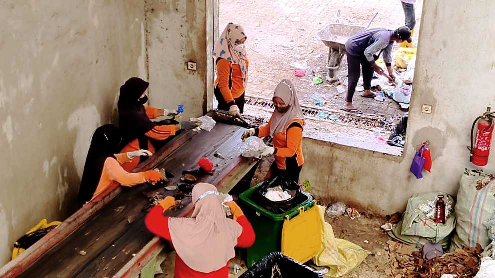 Pemkot Metro ubah pola kelola sampah, hanya residu yang masuk TPAS Karangrejo Pemkot Metro ubah pola kelola sampah, hanya residu yang masuk TPAS Karangrejo
